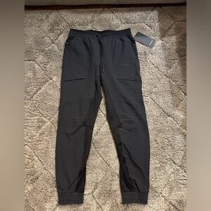 lululemon License to Train Jogger 29"